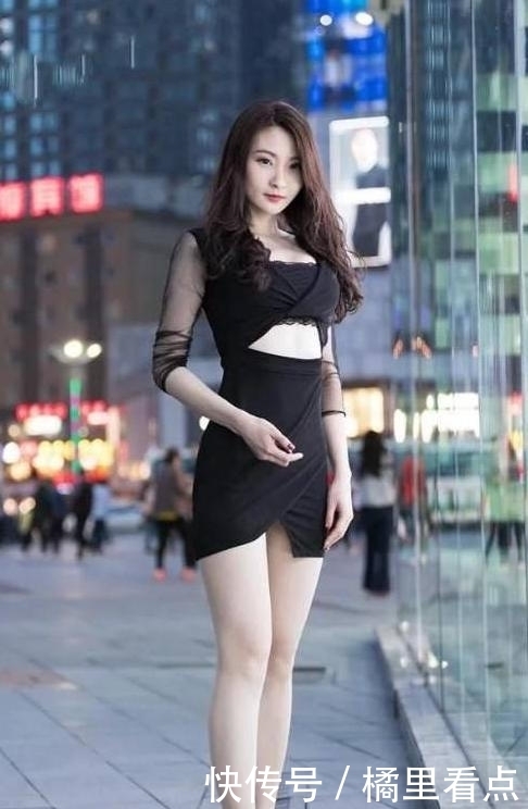 美女一身|街拍:下面的小姐姐不知道会嫁给谁?