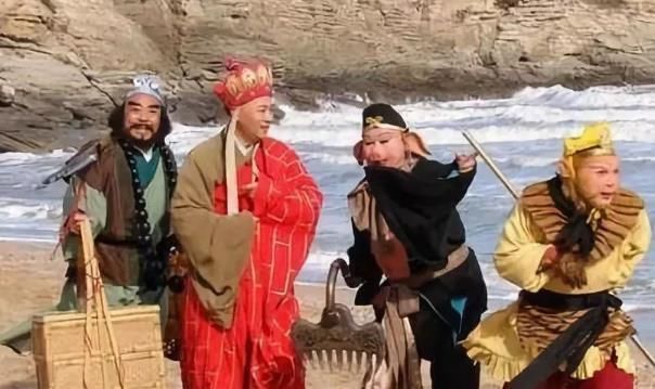 妖怪|为何孙悟空能大闹天宫,取经时连妖怪也打不过,你看他丢了啥?