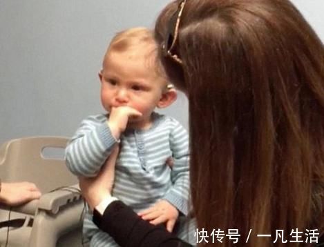 宝宝|失聪宝宝戴上助听器的瞬间,表情五味杂陈,网友跟着一起哭了