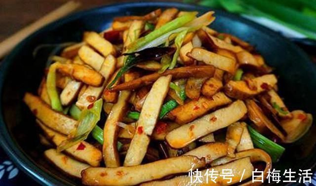 忌讳|炒豆腐干时，最忌讳直接下锅炒，多加两步，豆腐干没有豆腥味