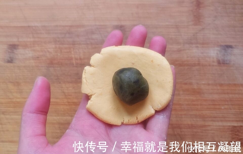 玉米淀粉|南瓜新吃法，我家每周准做一次，软糯香甜真美味，比炒的好吃多了