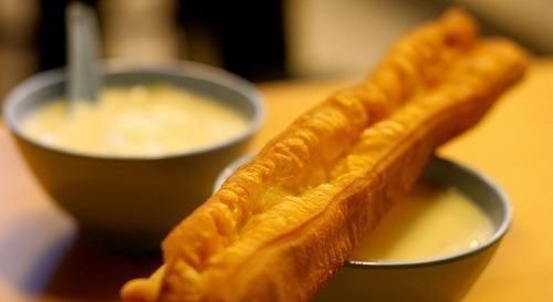 老外给中国小吃取的“洋名字”,听着就很高端,真是脑洞大开