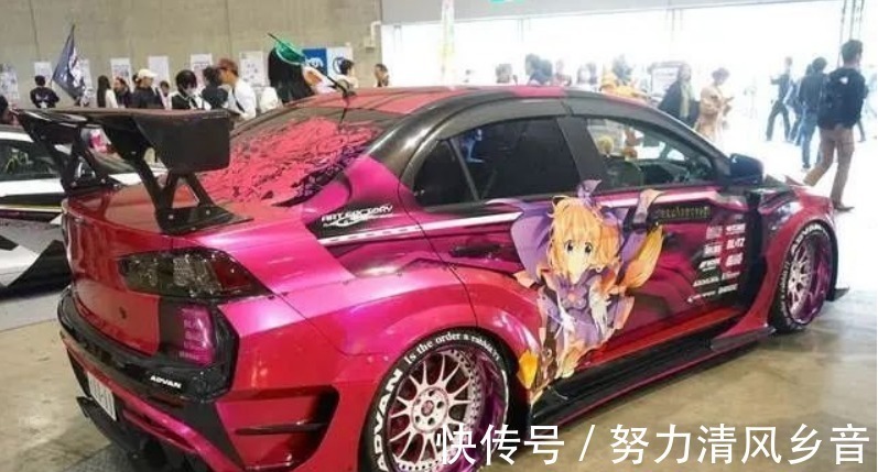 扮演者|掀裙还有压塌痛车,漫展女coser坏习惯不少,主办无可奈何