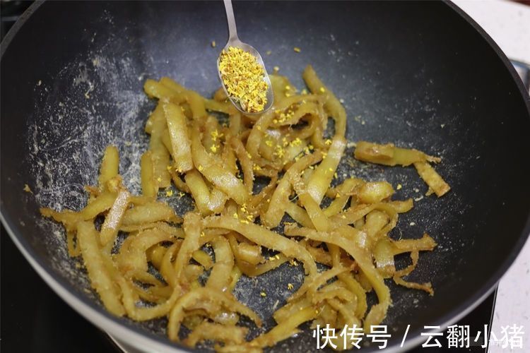 柚子浑身都是宝,剥下的皮比果肉还宝贵,当垃圾扔掉就可惜了