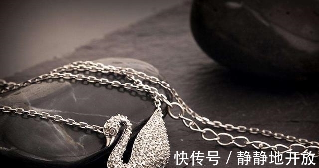 腕表 施华洛世奇水晶,梦想和美丽的点缀者,带给了大家怎样的惊喜?