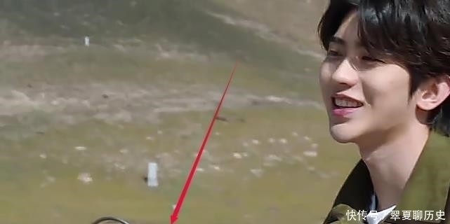 b跑男蔡徐坤膽子大了,不叫baby姐姐,反而叫丈夫專用昵稱