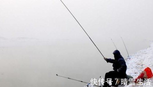 冬季钓鱼使用活饵，就用这几种方法，中鱼率超高