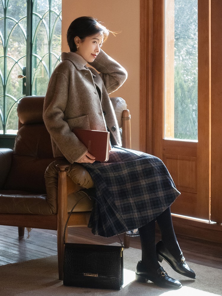 博主|冬天不穿“格纹裙”就out了!看潮人这样搭,回头率超高
