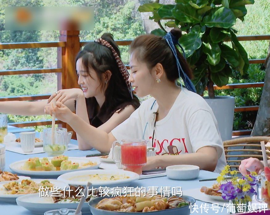 刘涛|妻子们谈最疯狂的事，秦海璐半夜看直播，蒋勤勤的让人听愣了