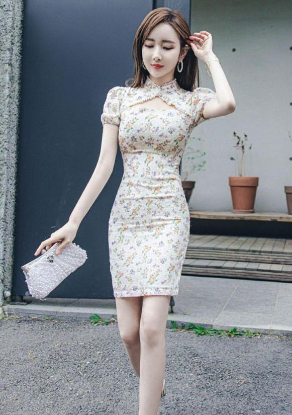 中式 旗袍的中式美风,这才是国粹中的经典,细腻温婉儒雅