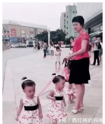三胞胎|3胞胎孙女带奶奶逛街，画面让人笑喷，网友：赢得超高回头率！