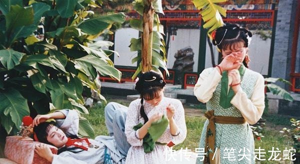 宝玉#《红楼梦》里芳官的嚣张,让晴雯都自叹弗如!