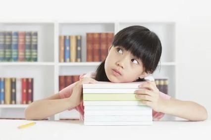 学习成绩|孩子是不是读书的料,小时候这3个特征可以看出,占一个就偷笑吧