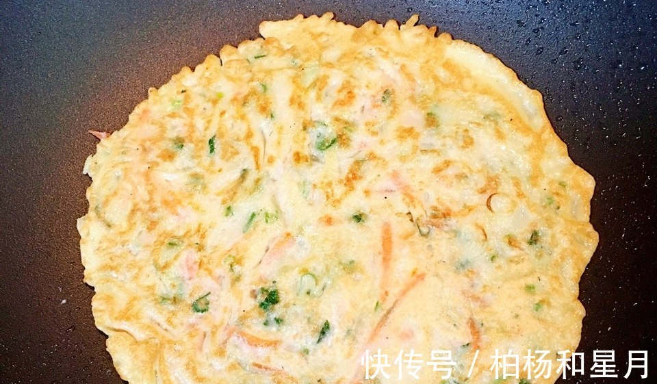 懒人版早餐饼的做法,不揉面不醒面,10分钟出锅,营养均衡更好吃!