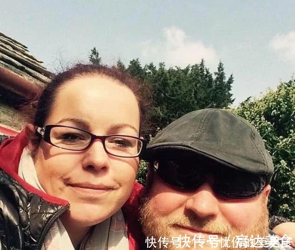 试管婴儿|女子做试管婴儿成功,同时还怀上双胞胎,生下三个孩子不知所措