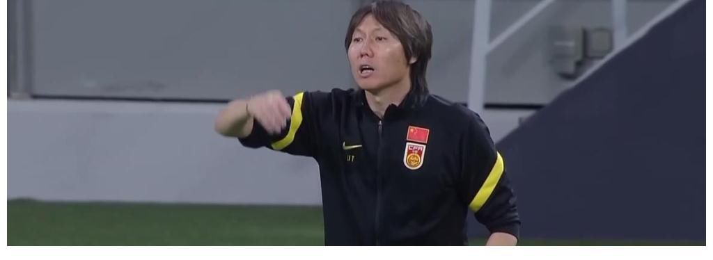 李铁|国足防线懵了:3分钟连丢2球 李铁着急喊话,翻盘恐已无望
