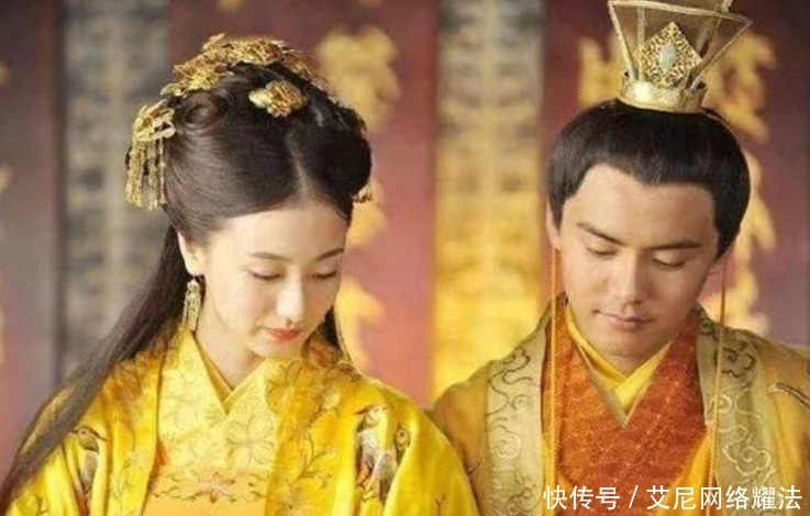 进宫|宰相夫人进宫参见，皇后说了2个字，皇帝下令：满门抄斩！