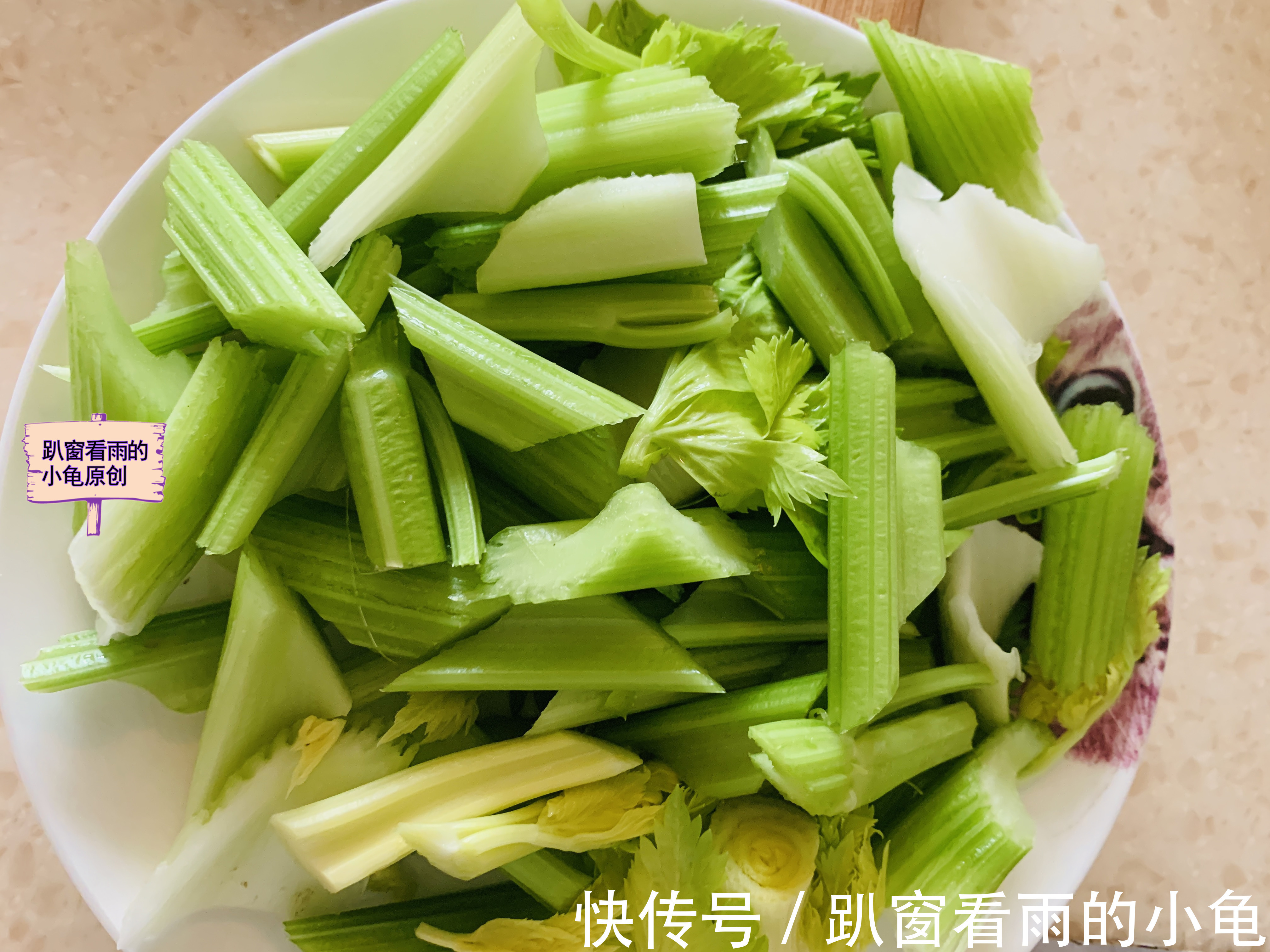 清脆|入秋后,记得给家人做这道快手菜,清脆爽口,营养滋补降秋燥