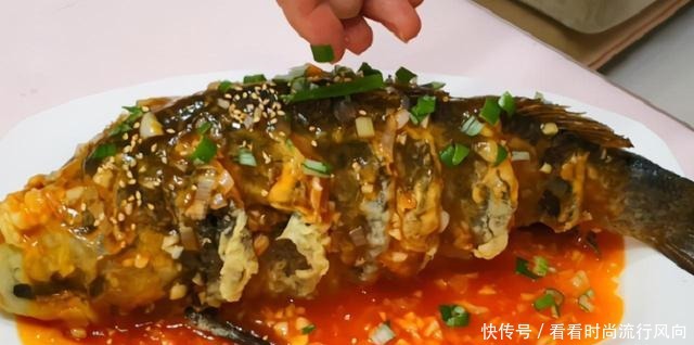 它是鱼腥的死对头,做鱼时往里倒一杯“它”,鱼鲜肉嫩,腥味全无