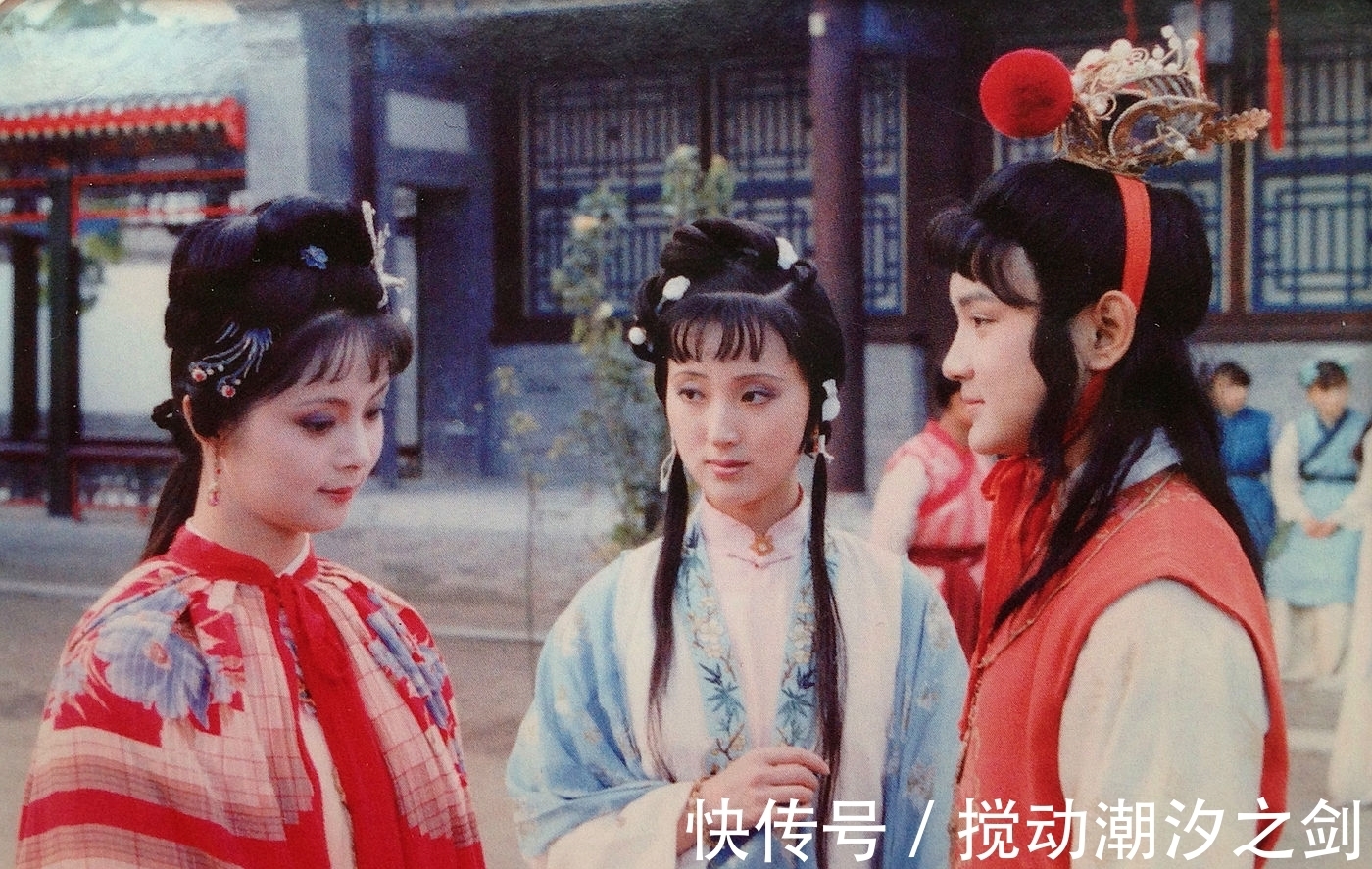 钗黛$贾宝玉:流泪的情僧,终身误了谁?