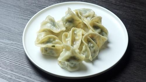 饺子|这才是饺子最好吃的做法，教你一招，外酥里嫩，比水煮的香多了