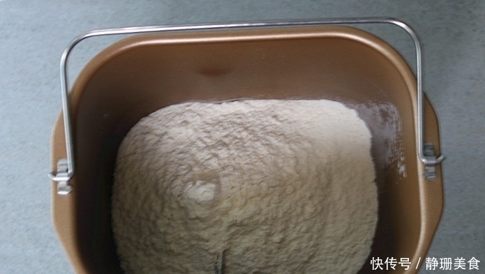  面条此做法，连吃十天不会腻，食材简单搭配好，味道就是香