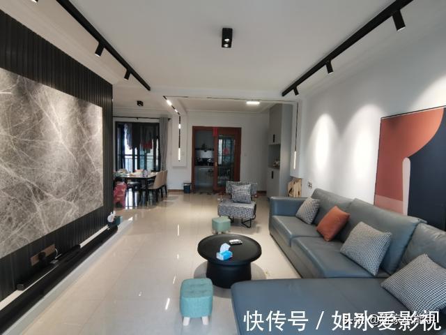 电视墙|第一次在新房过年，很开心！安装轨道射灯，设计了电视墙，很亮眼