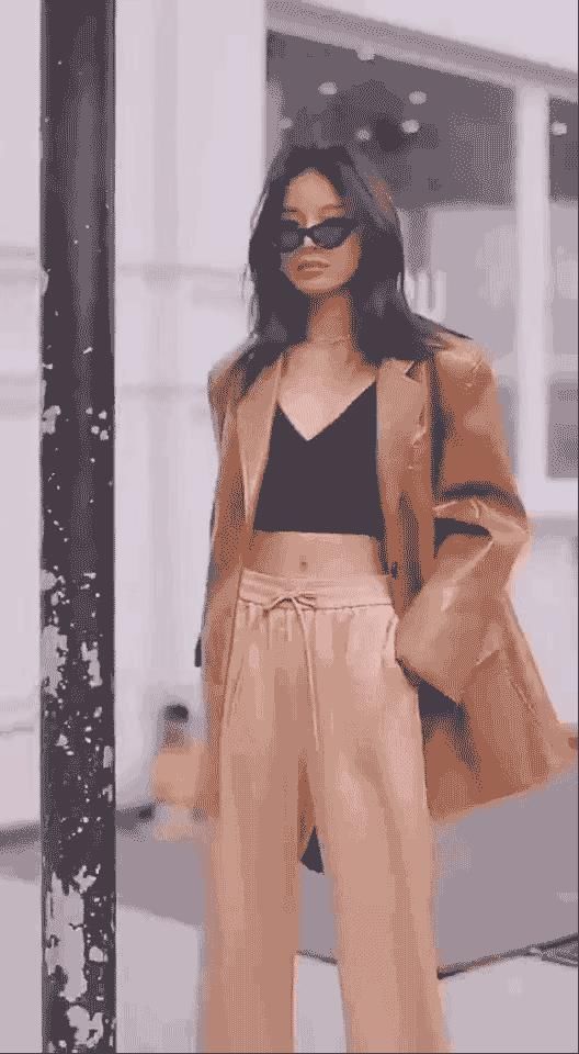 “阔腿裤”输惨了会藏肉的“云朵裤”也太显瘦了吧