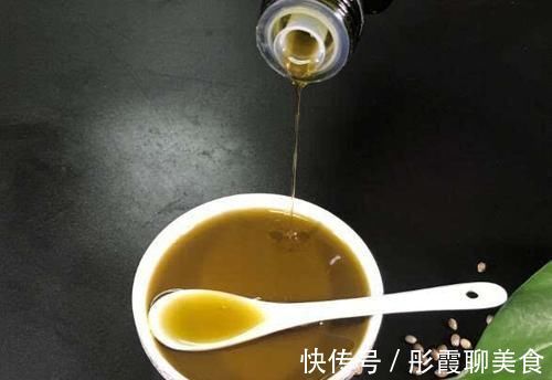 菠菜|便秘很烦恼?别急着吃药,多吃6种食物,帮你润肠通便又排毒!