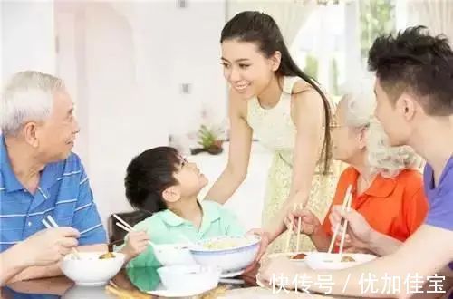 独特性|孩子喜欢上了“孤独”,正常吗?不会是“自闭症”吧?