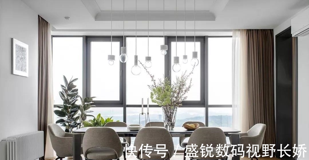 卧室|150㎡的豪宅,只有一间小卧室,网友:有钱任性?