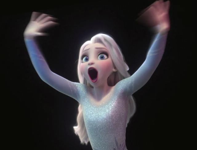 梅莉达|迪士尼公主的“长发”or“短发”艾莎短发像老奶奶,安娜却好看