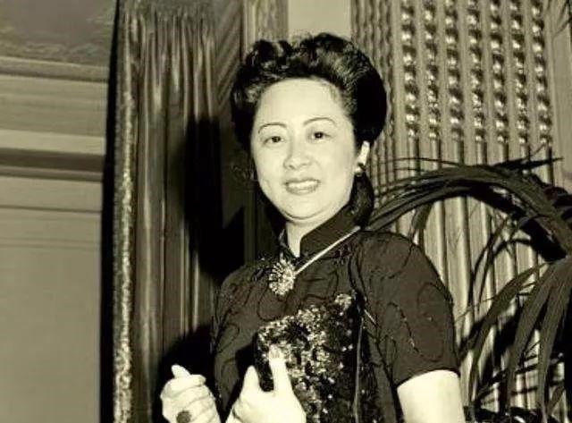 近代|严仁美近代名媛，曾被日本军官死缠烂打，如今105岁，幸福美满