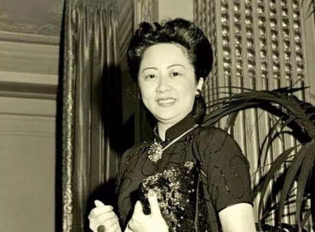 近代|严仁美近代名媛,曾被日本军官死缠烂打,如今105岁,幸福美满
