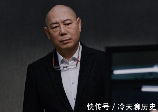 新綜藝尷尬名場(chǎng)面！李誠(chéng)儒三拒蔡康永邀請(qǐng)，王晶評(píng)價(jià)李誠(chéng)儒端著