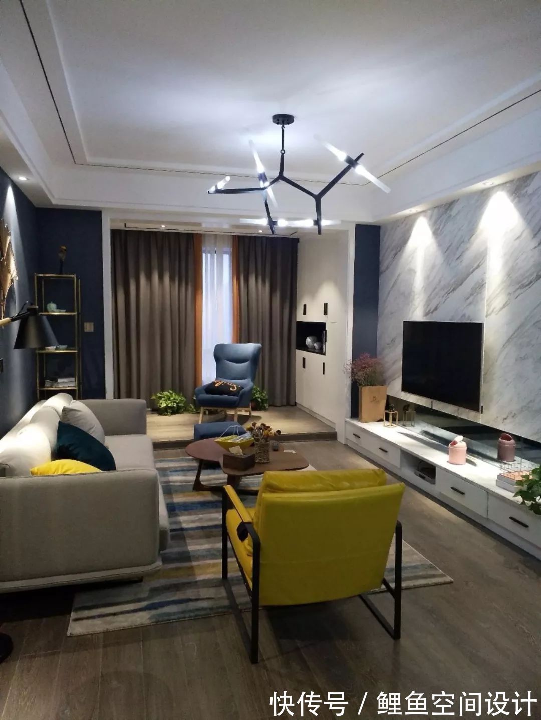 电视|用石材装电视墙,原始粗犷的质感,自然而又高档