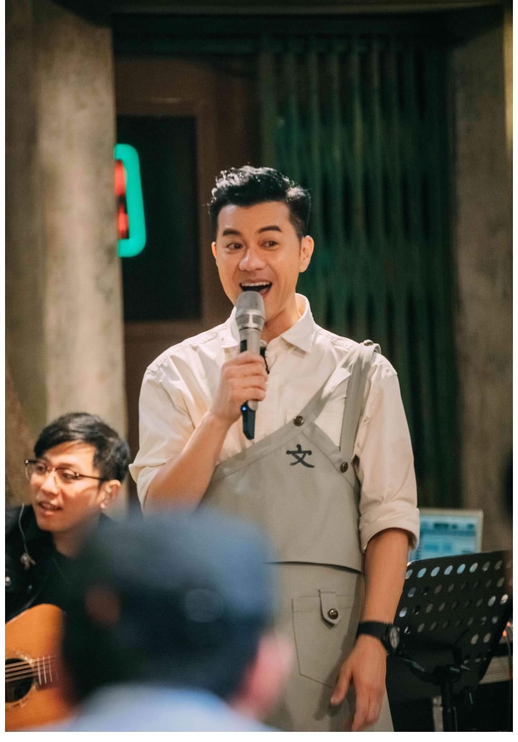 大湾仔追忆大排档往事真情流露,《大湾仔的夜》用最真实的烟火治愈生活