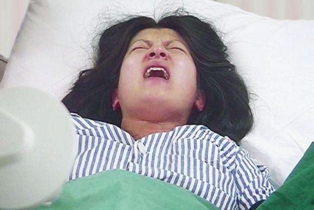 侧切|顺产也可能“挨一刀”,自然撕裂和人为侧切,孕妈更愿意接受哪个