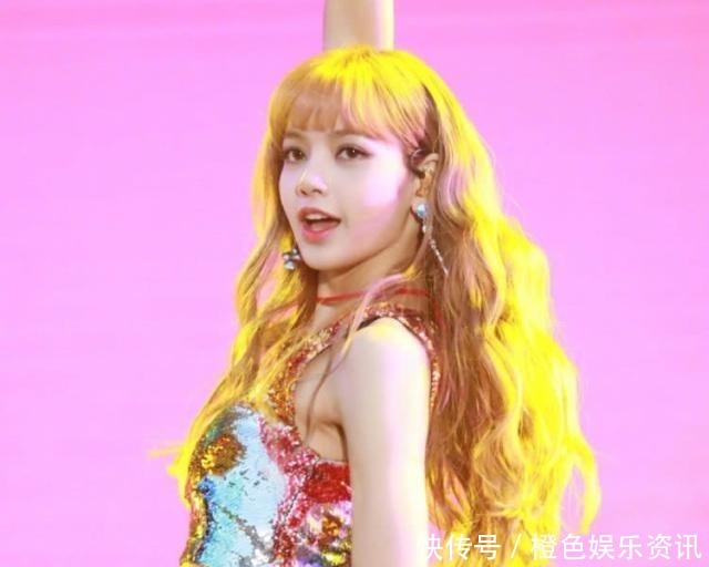 莉莎|“羊毛卷”已过时,流行这种“梅花卷”,减龄洋气