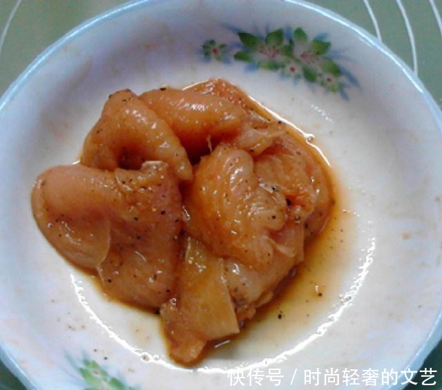 黑椒鸡扒，外酥里嫩，好吃到停不下来！