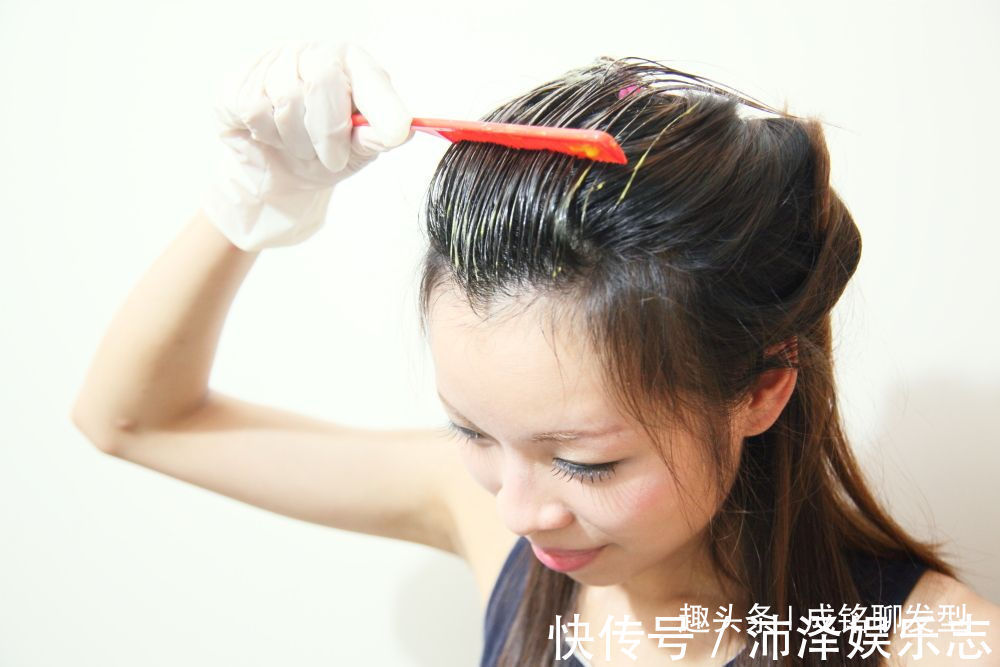 染发剂|“自己染发”和“理发店染发”有多大区别这六个点,一看就清楚