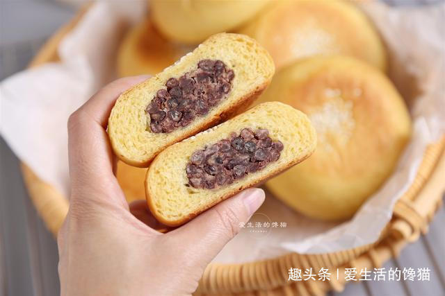 做面包时,注意这个细节,面包个个松软好吃,放3天也不发硬