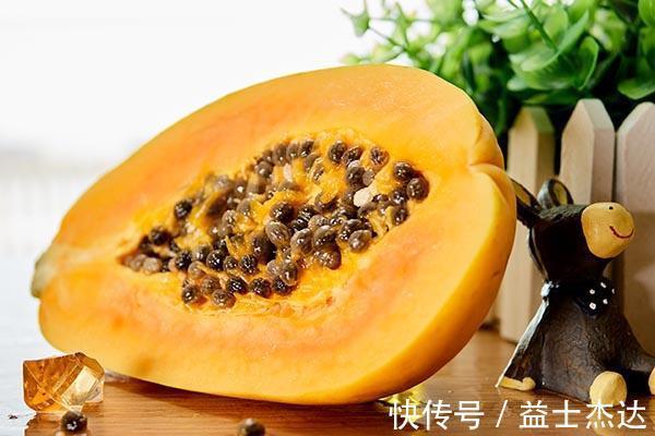 更年期|女性更年期后胶原蛋白流失快,多吃含有雌激素的食物,六十不显老