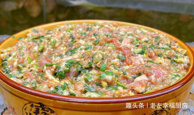 饭店不外传的饺子馅配方，肉馅鲜香无腥味，学会了回家露一手