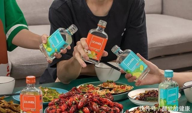 为了喝口好的,这届成年人有多努力