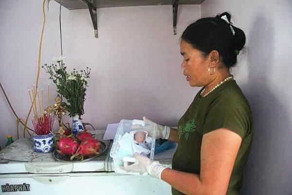 胎儿|拾荒女子10年埋葬2.7万具胎儿尸体,还成功挽救79名婴儿