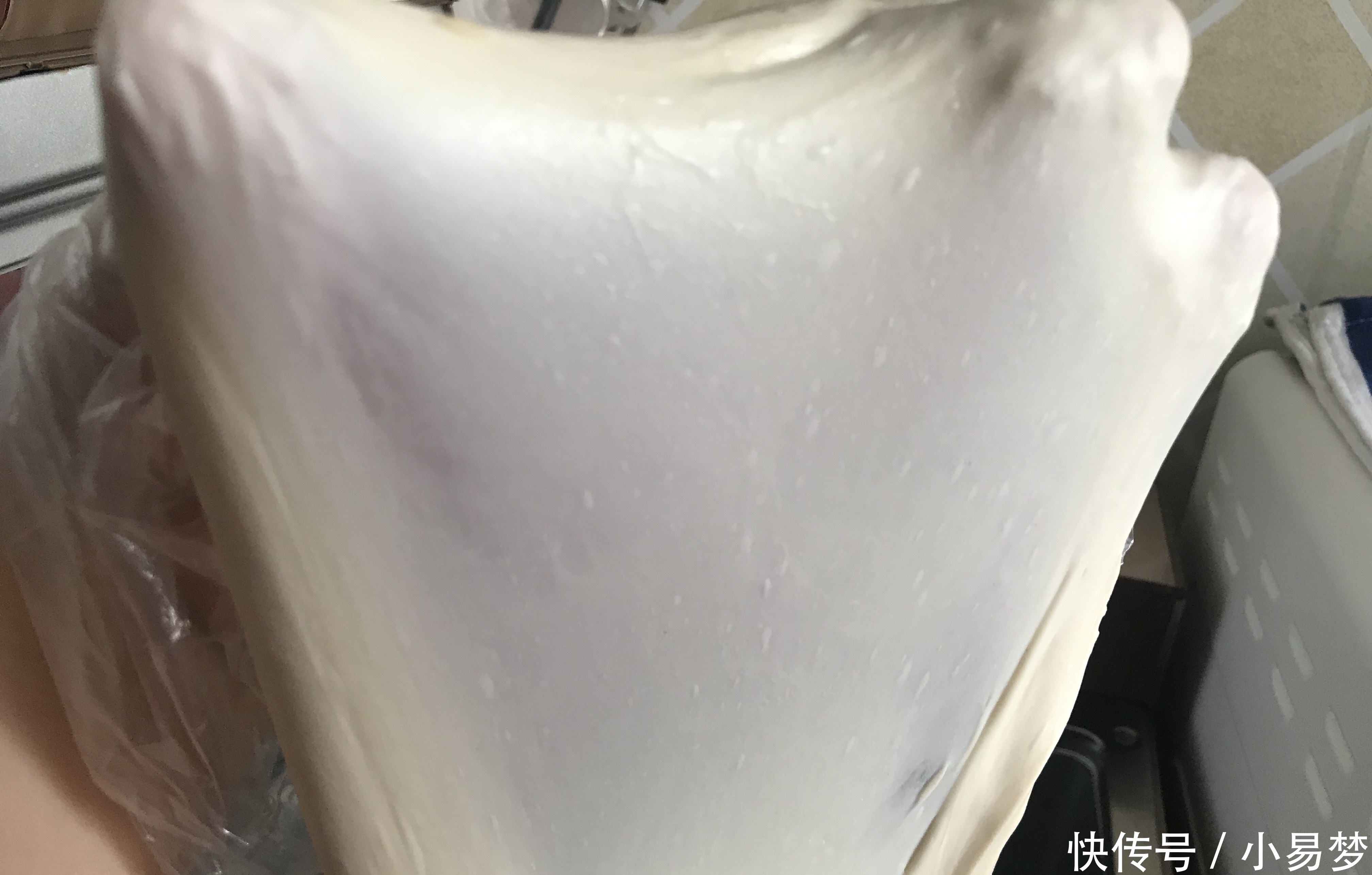 面粉别再蒸馒头了做成它,细腻柔软又拉丝,比馒头筋道比包子香