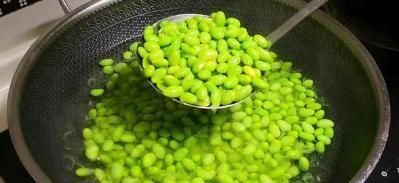 冰箱|夏天遇到它,我必买20斤,放冰箱冻起来,怎么做都香,现在正当季