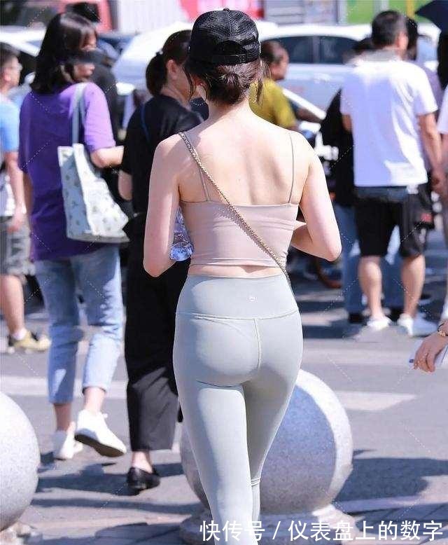 瑜伽裤 甜美时尚的瑜伽裤穿搭让人眼前一亮,带来完美的格调感,休闲俏皮!