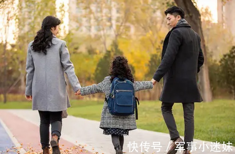 学习成绩|“龙虎彪豹”四胞胎已成年!当初最小的娃如梨大,四人成长不易